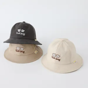 Cappelli da sole per bambini in cotone grigio, kaki e crema con ricami di cartoni