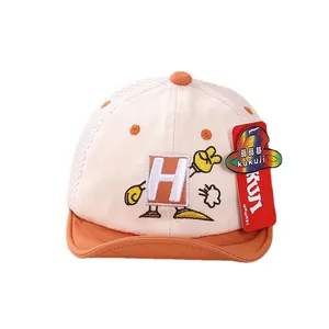 Gorra de béisbol de malla para niños con bordado H y visera naranja para el verano