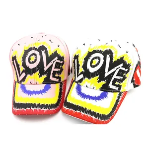 Cappellino da baseball per bambini graffiti LOVE in rosa e bianco stile street art