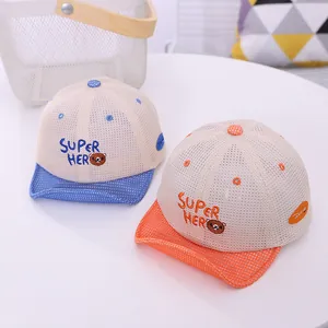 Casquette baseball en maille pour enfants avec broderie ours Super Hero pour le soleil