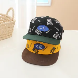 Casquette de baseball enfant avec motif ours de dessin animé et visière plate mode