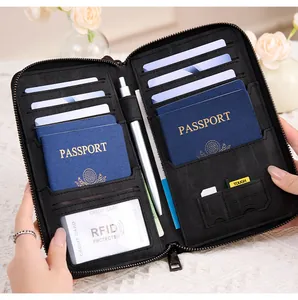 Détails de l'intérieur du portefeuille de voyage RFID avec fentes passeport