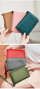 Carteras para pasaportes con RFID en varios colores con cremalleras y correas