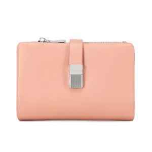 Portefeuille court en cuir rose à texture litchi avec boucle en métal et fermeture éclair