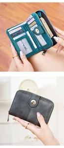 Dettaglio del portafoglio RFID da donna con scomparti per carte e tasca per monete