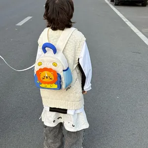 Kids lion backpack with safety leash and cartoon lion design for toddlers and girls