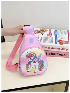 Rosa Einhorn-Brusttasche für Mädchen aus Plüsch mit verstellbarem Riemen und Regenbogen