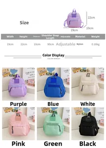 Tableau des tailles pour mini sac à dos en nylon avec six options de couleurs et bretelles