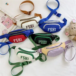 Borsa da Petto per Bambini in Pelle PU con Stampa di Lettere Doppia Cerniera Tracolla Regolabile Marsupio per Ragazzi e Ragazze