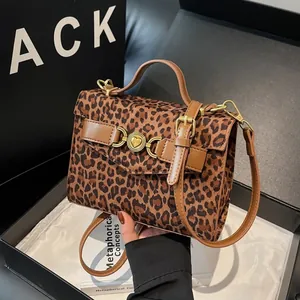 Sac à Main Rétro pour Femme Imprimé Léopard Crocodile Gauffré en Cuir PU Avec Boucle en Cœur Sac à Bandoulière Mode Sac à Main