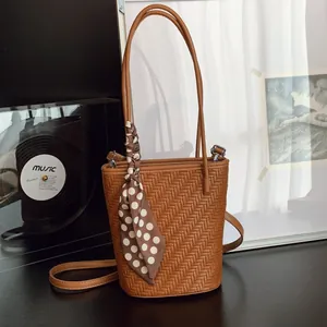Sac Seau Femme Texture Tissée Vintage en Cuir PU Avec Écharpe en Satin à Pois Sac à Bandoulière