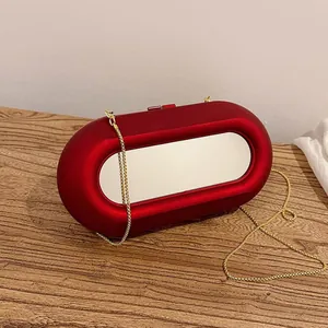 Sac Bandoulière Tendance en Forme de Capsule en Acrylique pour Femmes Décoration de Miroir Moderne Chaîne Sac à Épaule Pochette de Soirée Fête