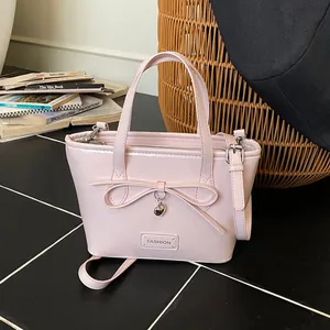 Women's Korean Fashion Tote Bag PU Leather Bow Heart Pendant Top Handle Shoulder Bag Zipper Closure Daily Handbag For Women