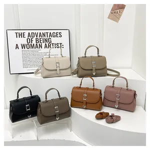 Détails des sacs à main en cuir grainé proposés en six couleurs élégantes du printemps