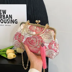 Sac de Soirée Rétro Nouveau Style Chinois Jacquard Broderie Rose Sac à Main Métal avec Chaîne Bandoulière et Gland pour Femme