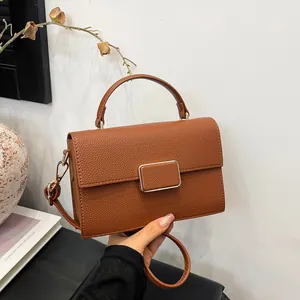 Sac à Main Rétro en Cuir PU Texture Litchi pour Femmes Sac à Bandoulière Urbain Simple Avec Boucle Métallique Et Poignée