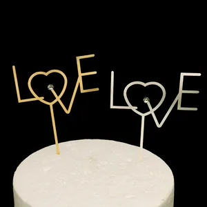 Décoration de gâteau LOVE avec cœur et strass en or et argent pour les mariages