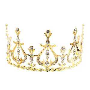 Funkelnde goldene Herz-Kronen mit Strass für Brautfrisur, Hochzeitstorte oder Party-Dekoration