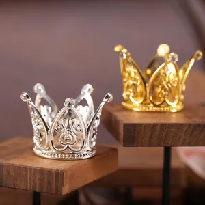 Mini couronnes en alliage en forme de cœur avec strass pour décoration de gâteau