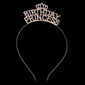 Dettaglio cerchietto corona Birthday Princess oro rosa con strass e cristalli lucidi