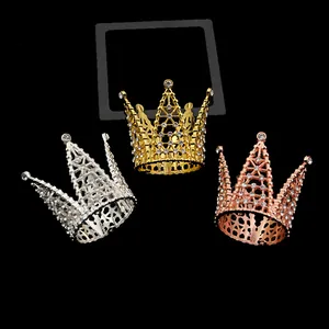 Mini Alloy Rhinestone Crown Cake Topper For Birthday Party Wedding Decoration Elegant Circular Hollow Gold Silver Rose Gold Crown Ornament