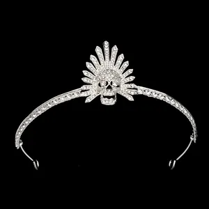 Gothic Schedel Kroon Halloween Tiara Legering Strass Spikes Hoofdband Voor Koningin Heks Kostuum Feest Vrouwen Haaraccessoires