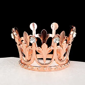 Mini rose gold alloy crown with sparkling rhinestones for cake decoration and dolls