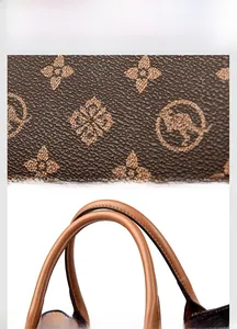Détail de l'imprimé monogramme vintage et poignée en cuir sur sac à bandoulière durable