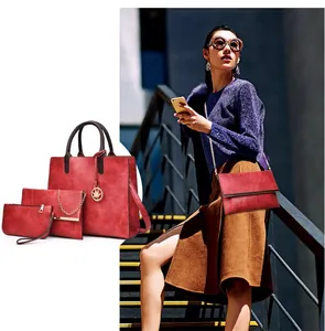 Ensemble de 3 sacs à main rouges en similicuir avec cabas, sac bandoulière et porte-monnaie