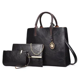 Ensemble de 3 sacs noirs en cuir synthétique avec pendentif feuille d'érable et chaîne dorée