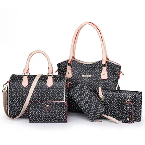 Conjunto de 6 bolsos grises con estampado de peces y adornos de cuero beige