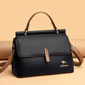 Borsa a mano nera da donna in pelle martellata con manici marroni e logo dorato