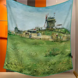 Détail de la tapisserie murale Van Gogh avec moulin et bordure roulée verte finie