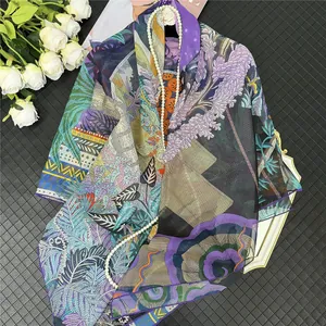 Grand Carré de Soie Satiné Femmes 130cm Imprimé Artistique Français Châle Effet Soie Motif Botanique Équestre BD Paréo Plage Foulard