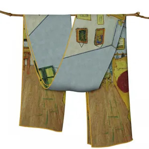 Seidenschal mit Van Gogh Schlafzimmer in Arles Print und gelbem Rollsaum für Damen