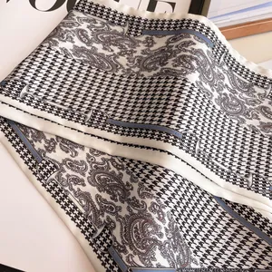 Écharpe élégante en mousseline légère avec motifs paisley et pied-de-poule pour femme