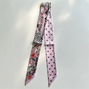 Rosa doppelseitiges Twilly-Seidenband mit Leoparden- und Herzprint für Taschengriffe