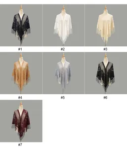 Scialle in pizzo con motivi floreali e frange disponibile in sette colori eleganti