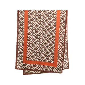 Breathable autumn scarf with geometric chain prints in brown and orange silk texture
