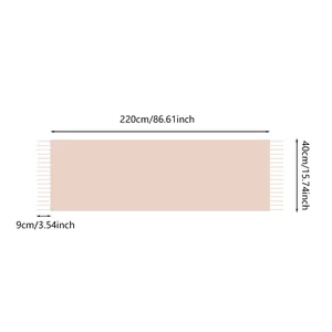 Detailed size chart of the rainbow plaid winter scarf showing 220cm length and 40cm width