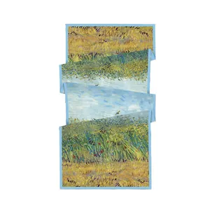 Détail du motif de peinture à l'huile Van Gogh sur le tissu d'une longue écharpe