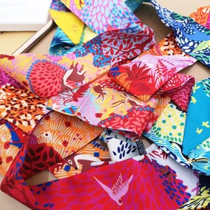 Foulard sottile in seta con motivi artistici di uccelli e fiori per borse e acconciature
