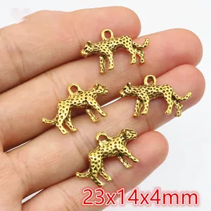 Detailansicht der Leoparden-Anhänger aus Legierung mit Größenangaben für DIY-Schmuck