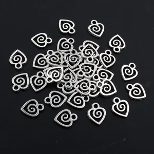 Ciondoli a cuore a spirale in argento antico per la creazione di collane e bracciali fai da te