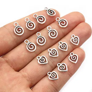 Ciondoli a Spirale Cerchio Cuore in Lega di Zinco Argento Antico per Creazione di Collane e Bracciali Fai da Te Accessori