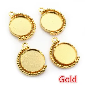 Vier gouden 16mm roterende hangerhouders van legering met kralenrand voor DIY sieraden