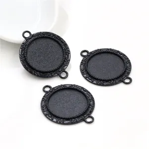 Pack of 3 black vintage 20mm round cabochon settings with double hanging loops