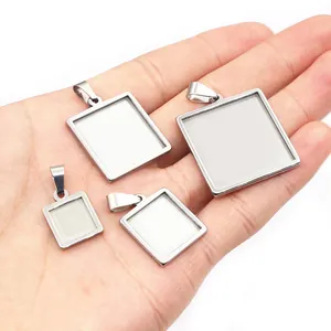 Quatre tailles de supports de pendentif carrés en acier inoxydable pour bijoux DIY