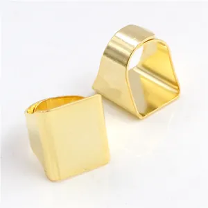 Minimalistischer quadratischer Ring-Rohling aus Legierung für DIY-Schmuckherstellung