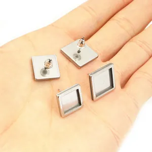 Bases de pendientes cuadrados de acero inoxidable con cierres de mariposa para joyas DIY